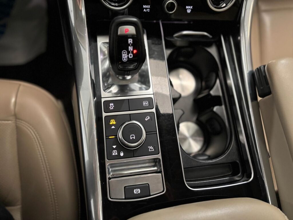 2020 Land Rover Range Rover Sport