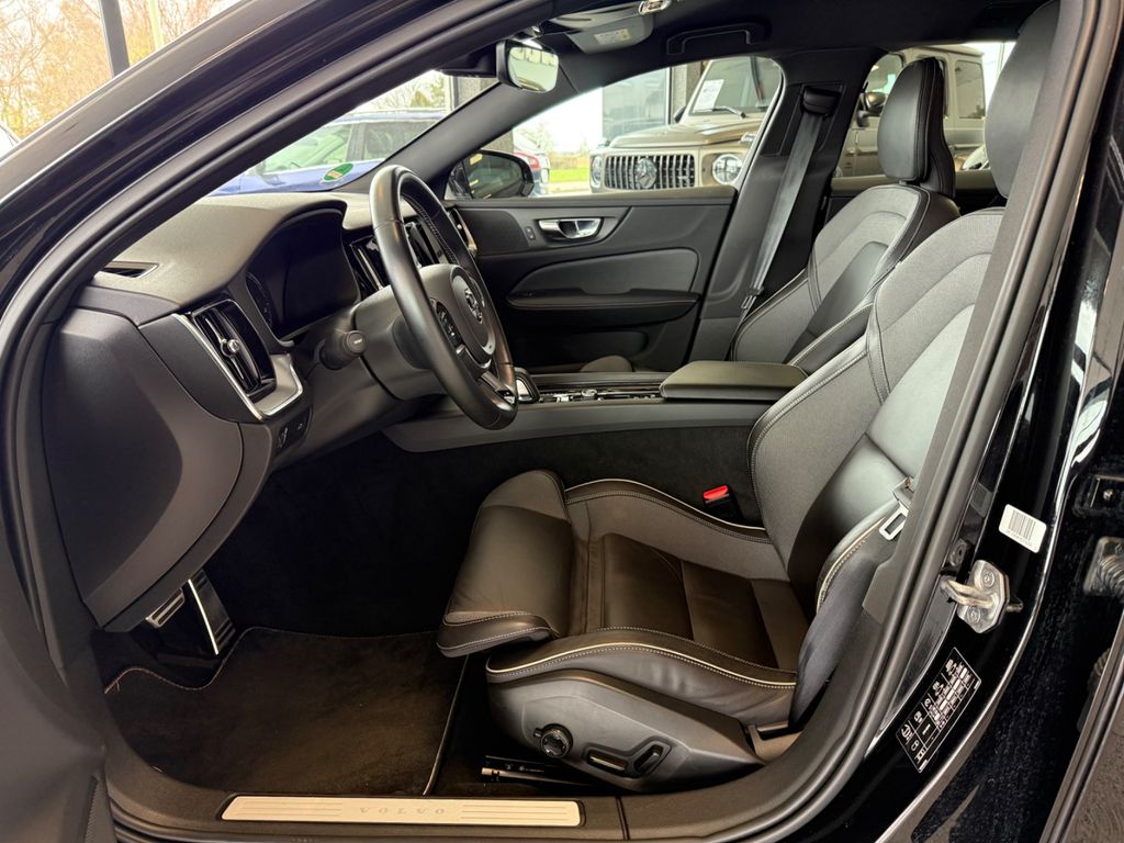 2021 Volvo V60