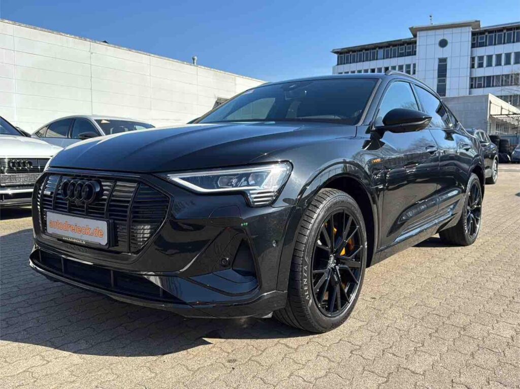 2022 Audi e-tron