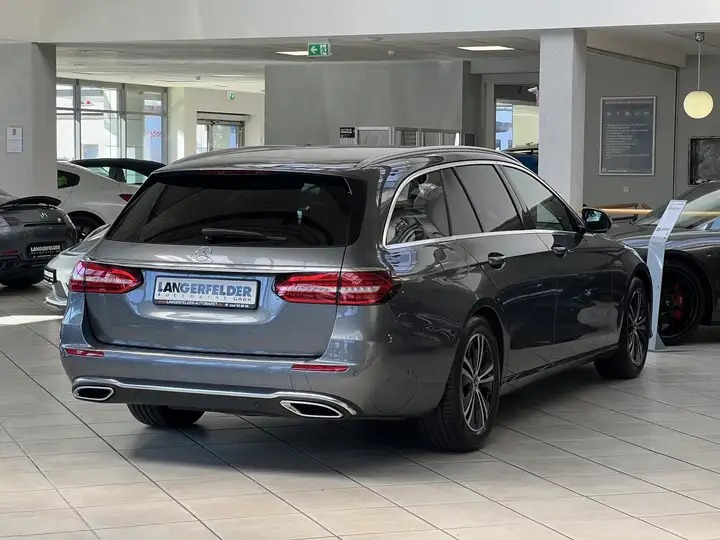 2021 Mercedes-Benz E 200 Avantgarde