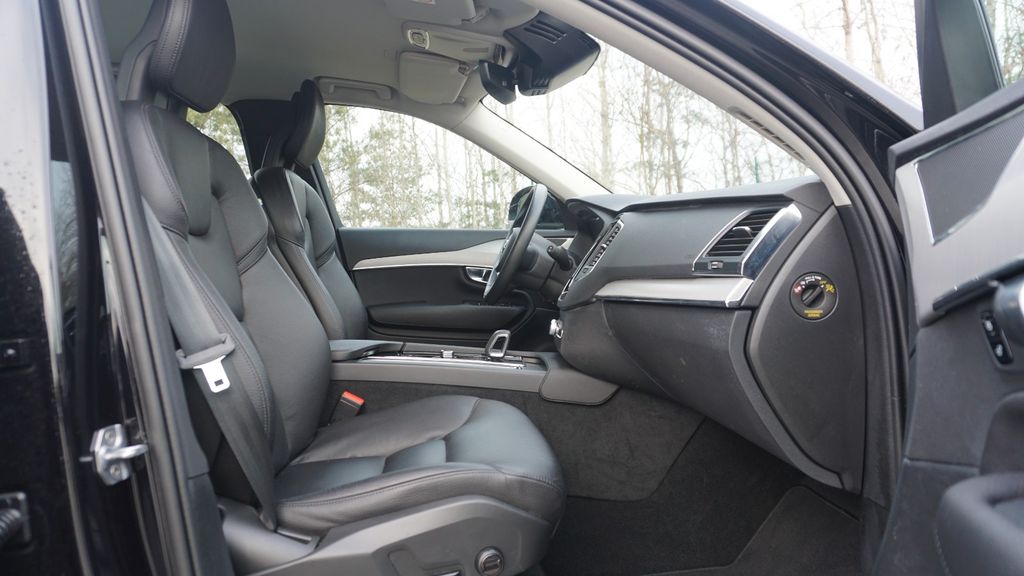 2021 Volvo XC90