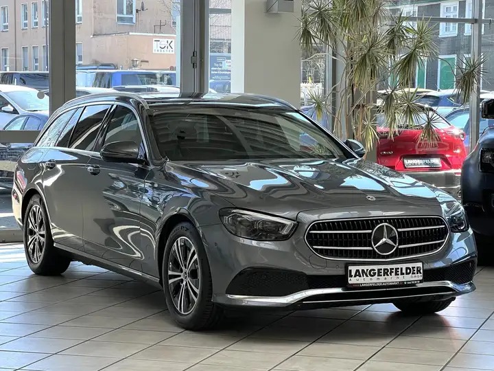 2021 Mercedes-Benz E 200 Avantgarde