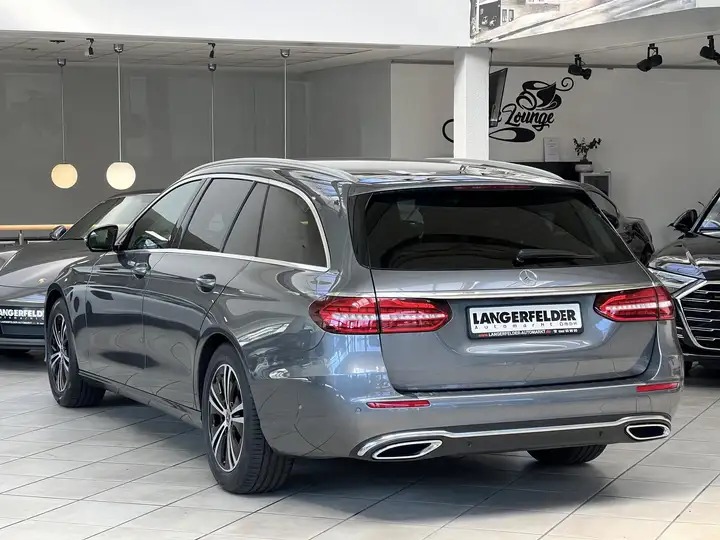 2021 Mercedes-Benz E 200 Avantgarde