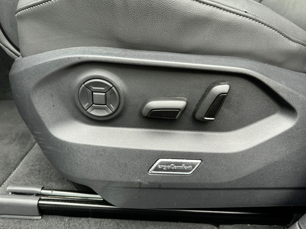 2021 Volkswagen Touareg