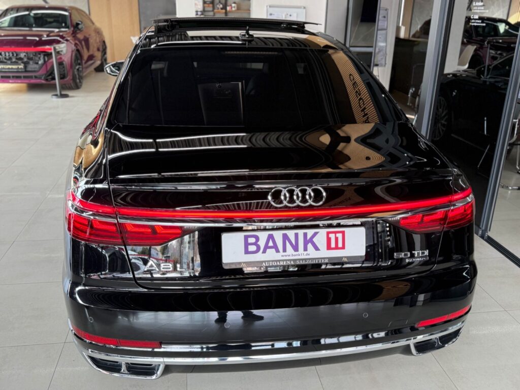 2021 Audi A8