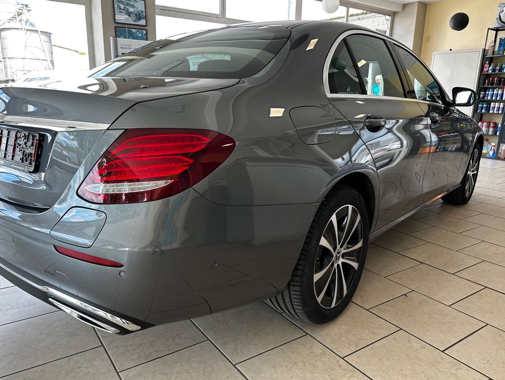 2020 Mercedes-Benz E 300