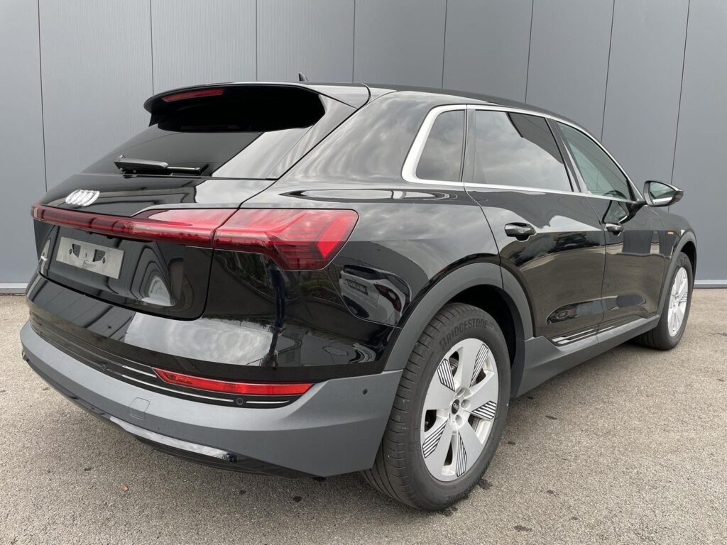 2021 Audi e-tron