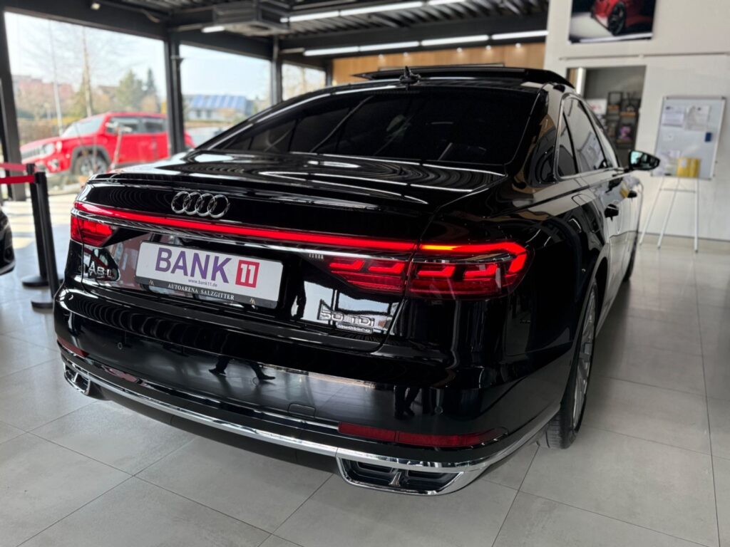 2021 Audi A8