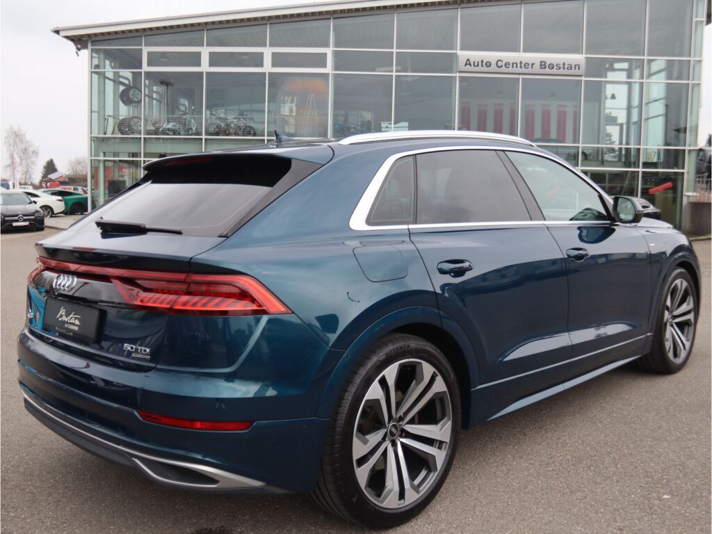 2021 Audi Q8 50 TDI S-LINE