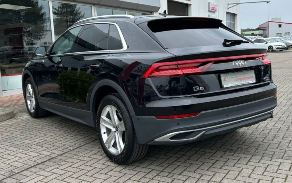 2021 Audi Q8