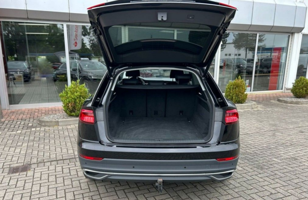 2021 Audi Q8