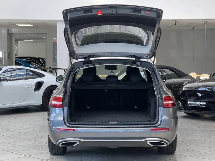 2021 Mercedes-Benz E 200 Avantgarde