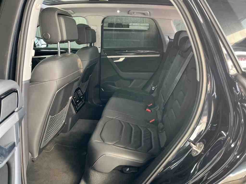 2022 Volkswagen Touareg