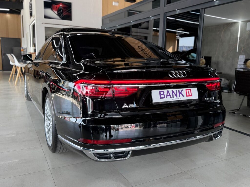 2021 Audi A8