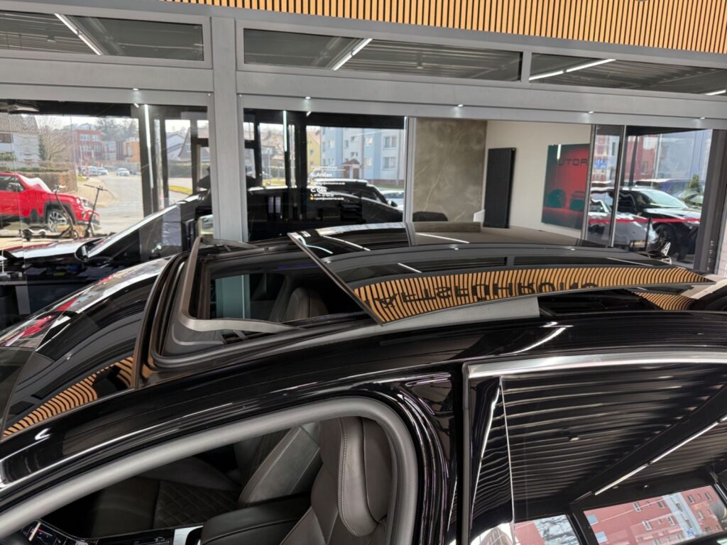 2021 Audi A8