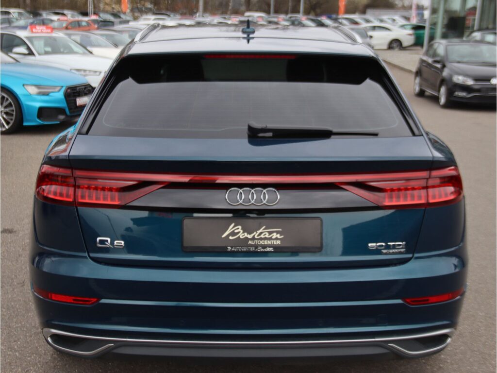 2021 Audi Q8 50 TDI S-LINE