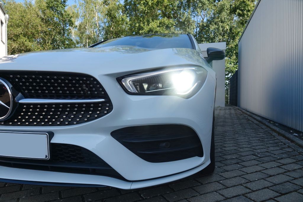 2022 Mercedes-Benz CLA 200