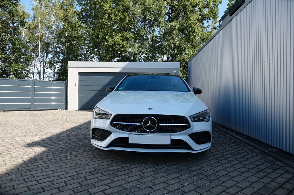 2022 Mercedes-Benz CLA 200